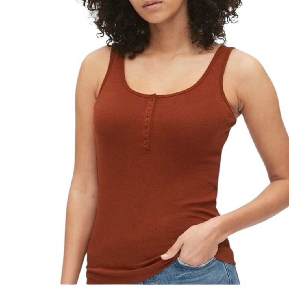 GAP Women's Modern Henley Tank Top M Tall Rust Brown Sleeveless Fitted